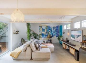 Casa · 150m² · 3 Quartos · 3 Vagas · Casa de vila á venda de 150m², com 3 suítes e 03 vagas na Vila Olímpia.