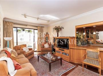 Apartamento · 192m² · 4 Quartos · 3 Vagas · Charmoso apartamento, localizado no Campo Belo