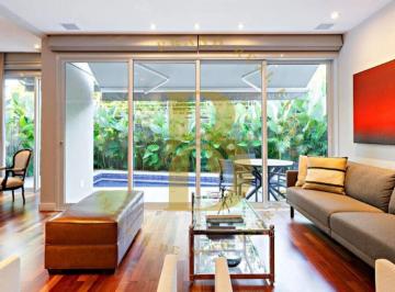 Casa · 450m² · 3 Quartos · 3 Vagas · Casa de condomínio á venda de 442 m², com 3 suítes piscina e 03 vagas no Morumbi.