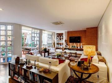 Casa · 265m² · 3 Quartos · 1 Vaga · Casa com 265 m², 3 quartos sendo 3 suítes à venda no bairro Vila Nova Conceição.