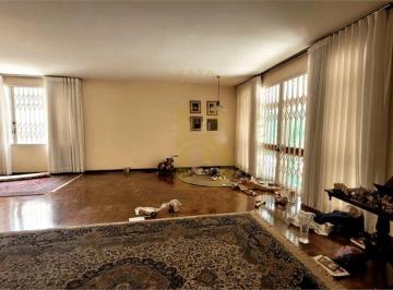 Casa · 369m² · 4 Quartos · 3 Vagas · Casa de vila com 369 m², 4 quartos sendo 1 suíte à venda no bairro Santo Amaro.