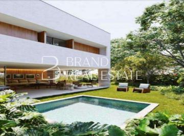 Casa · 609m² · 3 Quartos · 4 Vagas · Casa de condomínio com 608.73 m², 3 quartos sendo 3 suítes à venda no bairro Jardim Cordeiro.