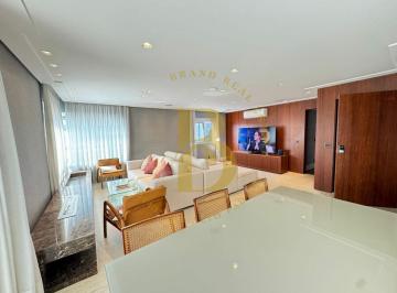 Apartamento · 165m² · 3 Quartos · 3 Vagas · Apartamento com 165 m², 3 quartos sendo 3 suítes à venda no bairro Brooklin.