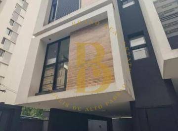 Casa · 165m² · 2 Quartos · 2 Vagas · Casa de condomínio com 165 m², 2 quartos sendo 2 suítes à venda no bairro Santa Cecilia.