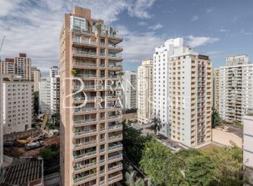 Apartamento · 285m² · 4 Quartos · 3 Vagas · Apartamento com 285 m², 4 quartos sendo 2 suítes à venda no bairro Jardim America.