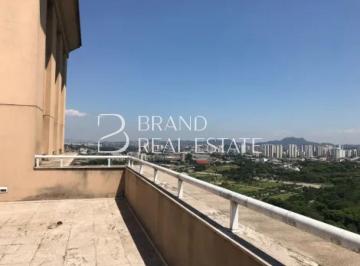Apartamento · 703m² · 5 Quartos · 4 Vagas · Cobertura com 702.79 m², 5 quartos sendo 4 suítes à venda no bairro Alto de Pinheiros.