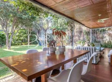 Casa · 454m² · 4 Quartos · 6 Vagas · Casa á venda de 454 m², com 4 suítes e 6 vagas  no bairro Alto de Pinheiros.