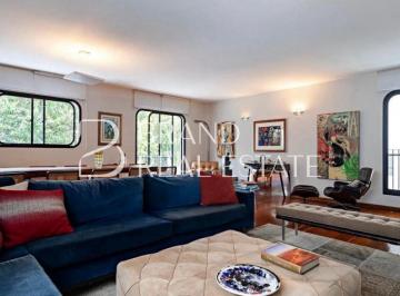 Apartamento · 400m² · 5 Quartos · 6 Vagas · Apartamento á venda de 400 m², com 5 suítes e 6 vagas no bairro Jardim América.