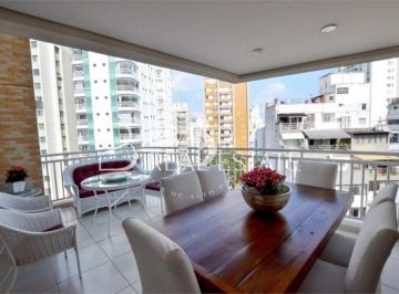 Apartamento · 151m² · 3 Quartos · 3 Vagas · Apartamento sofisticado, em andar alto e vista permanente no Jardim América.