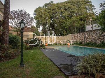 Casa · 598m² · 4 Quartos · 4 Vagas · Casa contemporânea com acabamentos impecáveis no Jardim América.