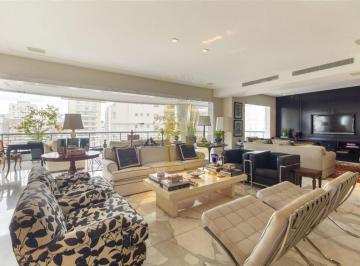 Apartamento · 333m² · 3 Quartos · 5 Vagas · Apartamento á venda de 333 m², 3 suítes e 5 vagas no Itaim Bibi.
