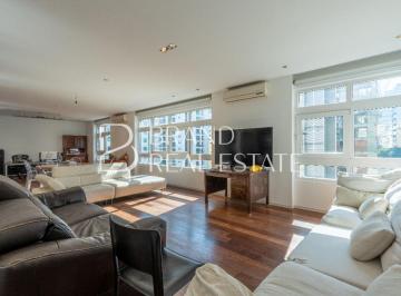 Apartamento · 239m² · 3 Quartos · 1 Vaga · Apartamento com 247 m², 3 quartos sendo 3 suítes à venda no bairro Jardim América.