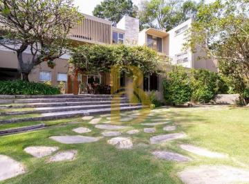 Casa · 858m² · 4 Quartos · 8 Vagas · Casa com 858 m², 4 quartos sendo 4 suítes à venda no bairro Jardim Guedala.
