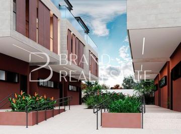 Casa · 548m² · 3 Quartos · 4 Vagas · Casa espaçoso, em condomínio fechado com lazer privativo, localizada no Campo Belo.