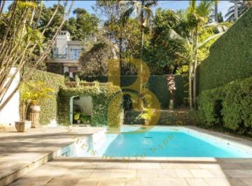 Casa · 900m² · 6 Quartos · 7 Vagas · Casa de vila com 900 m², 6 quartos sendo 5 suítes à venda no bairro Cidade Jardim.