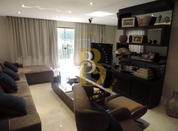 Apartamento · 157m² · 2 Quartos · 2 Vagas · Apartamento reformado á venda no Brooklin, 157m², 2 suítes, 2 vagas.