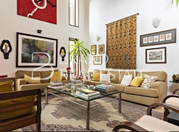 Casa · 530m² · 4 Quartos · 4 Vagas · Casa de vila com 530 m², 4 quartos sendo 4 suítes à venda no bairro Cidade Jardim.