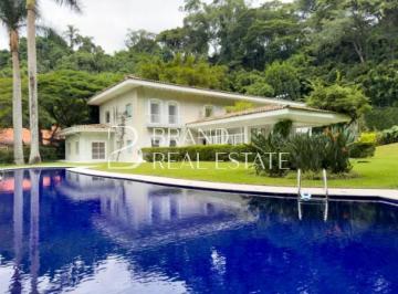 Casa · 850m² · 7 Quartos · 12 Vagas · Casa com 850 m², 7 quartos sendo 7 suítes à venda no bairro Morumbi.