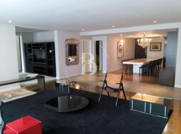 Apartamento · 250m² · 2 Quartos · 1 Vaga · Apartamento moderno e refinado com iluminação privilegiada no Jardim América.