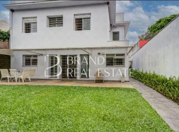 Casa · 370m² · 3 Quartos · 5 Vagas · Casa de vila com 370 m², 3 quartos sendo 1 suíte à venda no bairro Granja Julieta.