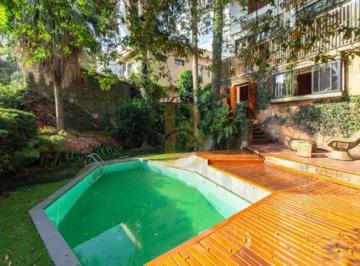 Casa · 369m² · 4 Quartos · 2 Vagas · Casa á venda de 369 m², com 4 quartos e 2 vagas no bairro Sumarezinho.
