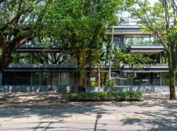Comercial · 1884m² · 40 Vagas · Prédio Comercial com 4 andares 1884 m²,  à venda no Alto de Pinheiros.