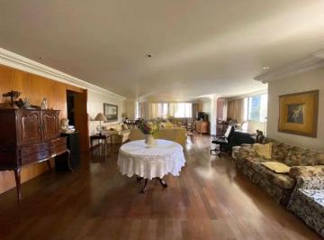 Apartamento · 369m² · 4 Quartos · 5 Vagas · Apartamento com 369 m², 4 quartos sendo 3 suítes à venda no bairro Paraíso.