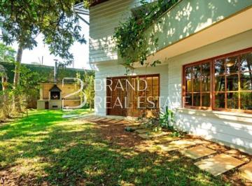 Casa · 580m² · 4 Quartos · 4 Vagas · Casa de condomínio com 580 m², 4 quartos sendo 4 suítes à venda no bairro Jardim Cordeiro.