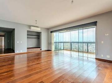 Apartamento · 213m² · 3 Quartos · 5 Vagas · Apartamento com 213 m², 3 quartos sendo 1 suíte à venda no bairro Higienópolis.