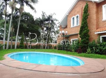 Casa · 850m² · 5 Quartos · 12 Vagas · Casa com 850 m², 5 quartos sendo 2 suítes à venda no bairro Jardim America.