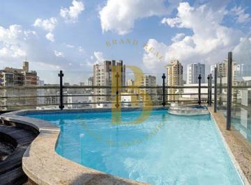 Apartamento · 500m² · 3 Quartos · 4 Vagas · Cobertura duplex a á venda de 500 m², com 03 suítes, piscina e 04 vagas no bairro Real Parque.