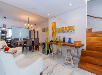 Casa · 150m² · 3 Quartos · 2 Vagas · Casa espaçosa com acabamentos refinados, localizado na Vila Nova Conceição.