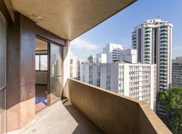 Apartamento · 230m² · 4 Quartos · 3 Vagas · Apartamento com 230 m², 4 quartos sendo 1 suíte à venda no bairro Paraíso.