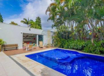 Casa · 397m² · 4 Quartos · 4 Vagas · Casa com 397 m², 4 quartos sendo 4 suítes à venda no bairro Alto de Pinheiros.