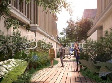Casa · 522m² · 4 Quartos · 6 Vagas · Excelente casa em condomínio fechado, localizada no Jardim Paulistano.
