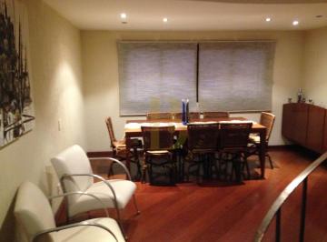Apartamento · 180m² · 3 Quartos · 2 Vagas · Cobertura à venda com 180 m², 3 quartos e 2 vagas, em Moema Pássaros.