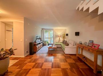 Casa · 180m² · 2 Quartos · 2 Vagas · Casa com 180 m², 2 quartos sendo 1 suíte à venda no bairro Brooklin.