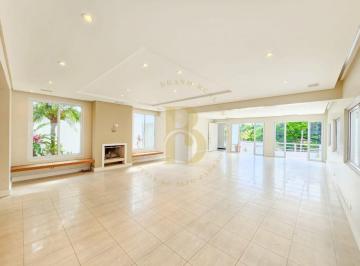 Casa · 480m² · 4 Quartos · 11 Vagas · Casa Linda em meio a Natureza, com 480 m², 4 suítes e 11 vagas à venda no bairro Tremembé.