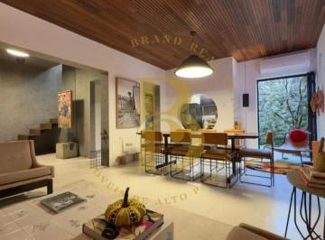 Casa · 160m² · 3 Quartos · Casa com 160 m², 3 quartos sendo 2 suítes à venda no Jardim Paulista.
