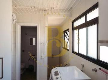 Apartamento · 360m² · 3 Quartos · 4 Vagas · Cobertura com 360 m², 3 quartos sendo 2 suítes à venda no bairro Aclimação.