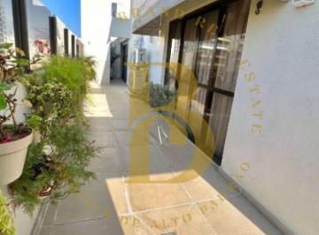 Apartamento · 325m² · 3 Quartos · 4 Vagas · Cobertura com 325 m², 3 quartos sendo 3 suítes à venda no bairro Campo Belo.