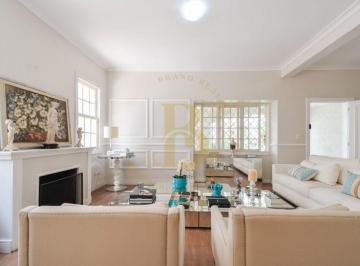 Casa · 380m² · 5 Quartos · 7 Vagas · Casa à venda  de 380m², com 5 dormitórios e  10 vagas na Vila Nova Conceição