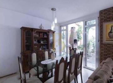 Casa de 4 quartos, São Paulo · Casa com 340 m², 4 quartos sendo 1 suíte à venda no bairro Alto da Lapa.