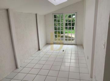 Casa · 220m² · 3 Quartos · 3 Vagas · Casa com 220 m², 3 quartos sendo 0 suíte à venda no bairro Jardim Paulistano.