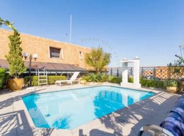 Apartamento · 630m² · 4 Quartos · 6 Vagas · Cobertura com 630 m², 4 quartos sendo 4 suítes à venda no bairro Alto da Lapa.