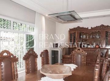 Casa · 448m² · 7 Quartos · 2 Vagas · Elegância e Amplitude no Campo Belo: Sobrado de 448m² com Acabamentos de Primeira Linha e Localizaçã
