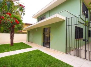 Casa · 277m² · 4 Quartos · 5 Vagas · Casa de vila com 277 m², 4 quartos sendo 1 suíte à venda no bairro Jardim Marajoara.