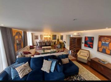 Apartamento · 251m² · 3 Quartos · 2 Vagas · Apartamento com 251.0 m², à venda no bairro Santa Cecilia.