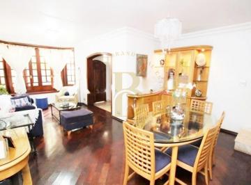 Casa · 140m² · 3 Quartos · 2 Vagas · Linda casa de vila no bairro Vila Olímpia.