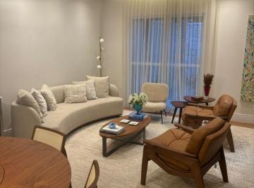 Casa · 223m² · 4 Quartos · 5 Vagas · Casa de condomínio com 223 m², 4 quartos sendo 4 suítes à venda no bairro Campo Belo.
